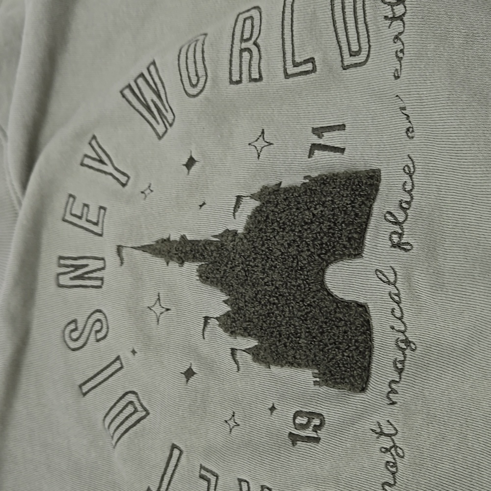 Walt Disney world green sweater XS - Picture 4 of 9